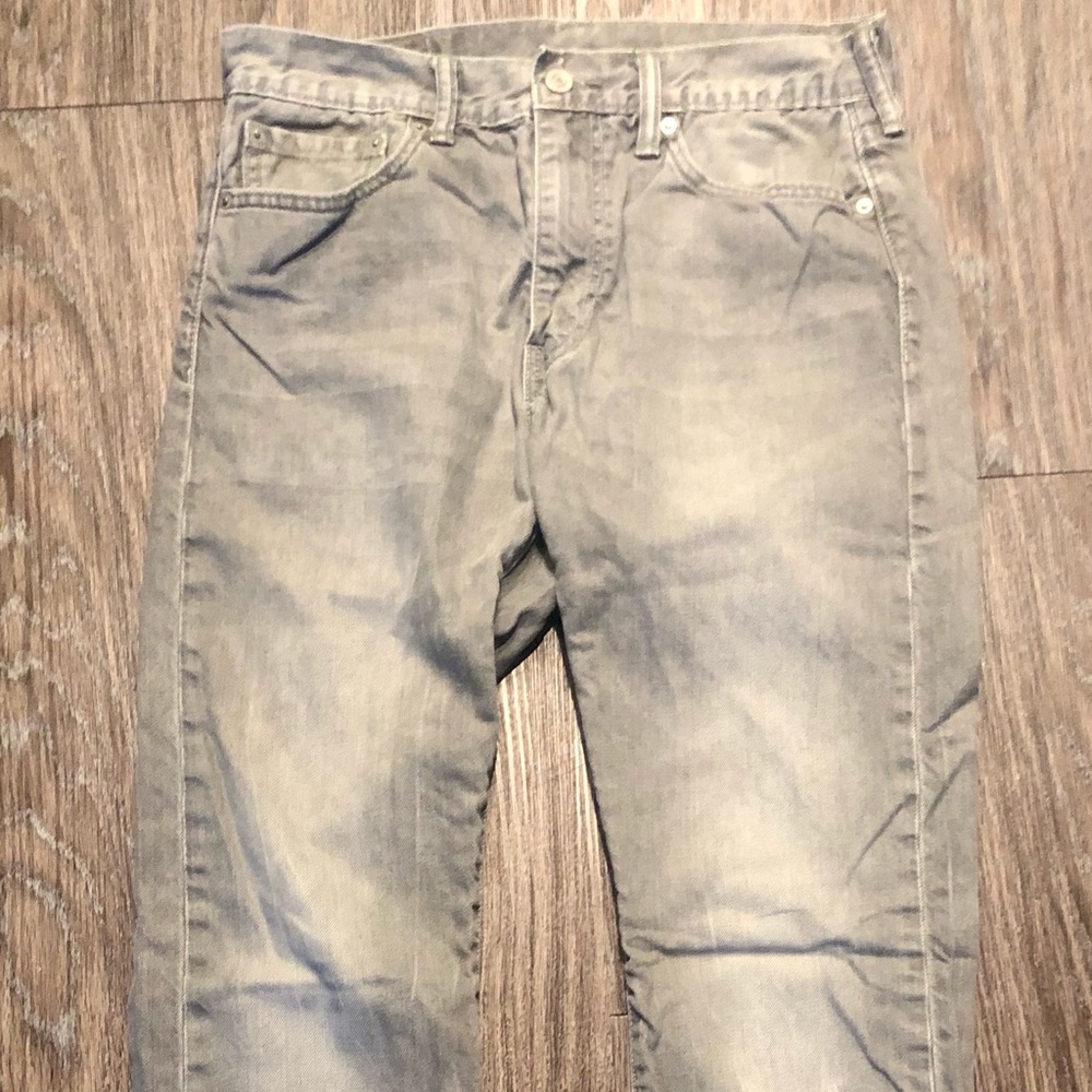 Men’s Levi jeans 32 x 32